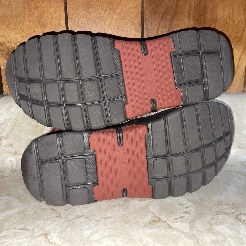 Taos Zen Sandals Tan‎ & Burnt Orange 6 Strappy Comfort Sandal